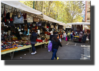 Friday market at Via Antonio Gramsci DSC01506 2.jpg